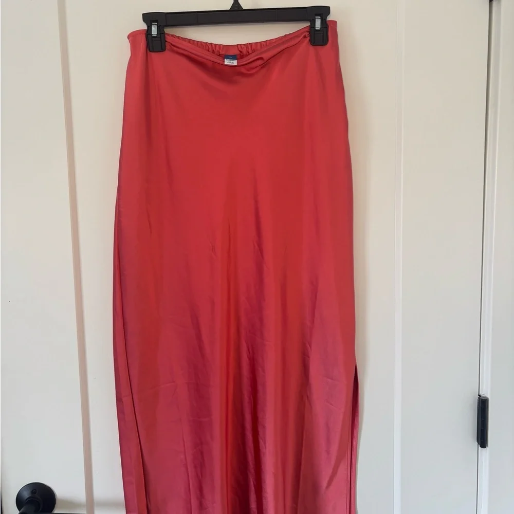 Old Navy Coral Pink Maxi Slip Skirt with Slit - Picture 1 of 4